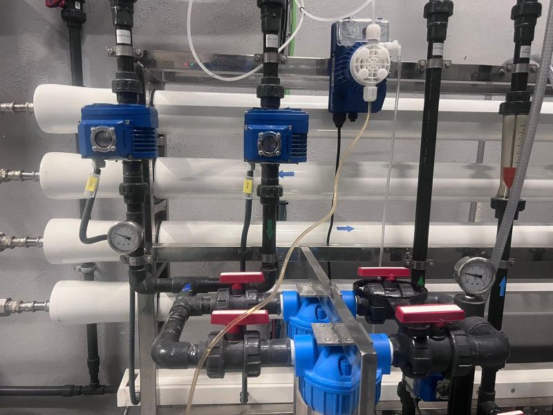 Sustitución de membranas en sistema de ósmosis inversa de 50 m³/día en industria cosmética
